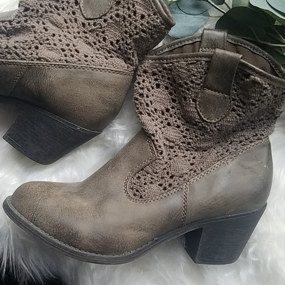 Jellypop Booties - Picture 7 of 8